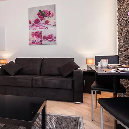 Le Massena -studio Apartman *